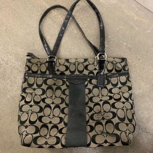 Vintage coach f28504 Coach Signature Black and Tan Tote Bag